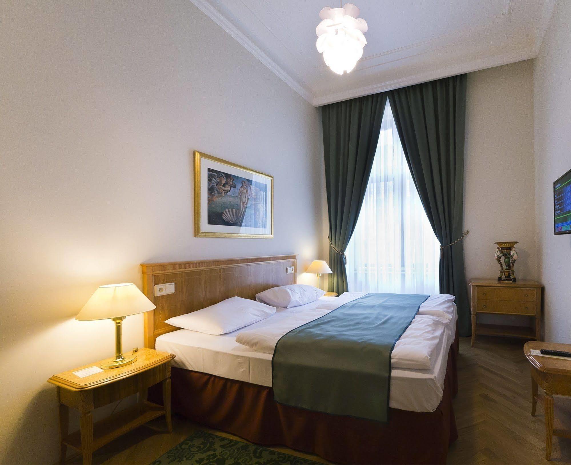 Grandhotel Ambassador Narodni Dum Karlovy Vary Exterior foto